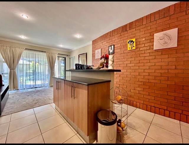 2 BEDROOM PROPERTY TO RENT IN EDENBURG